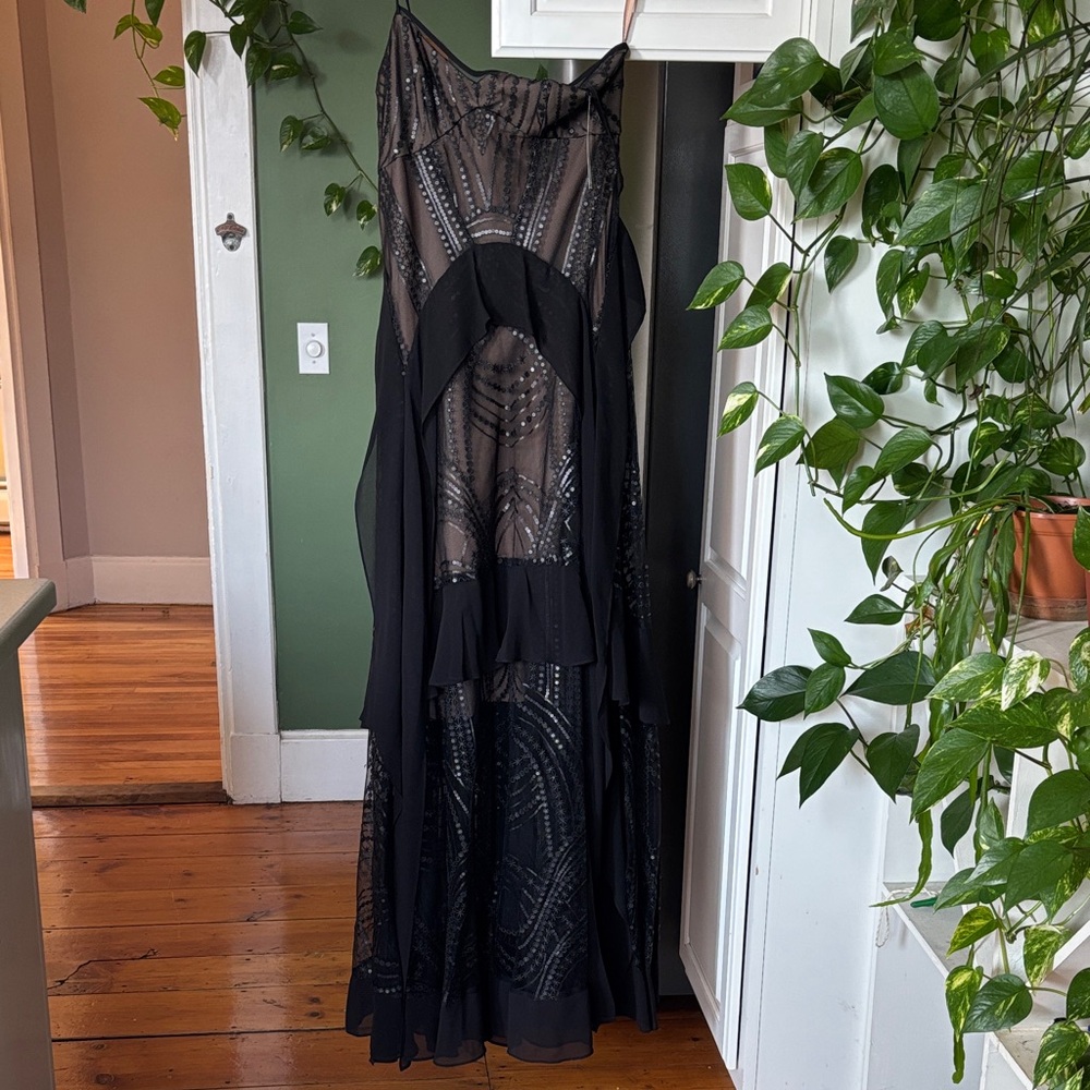 BCBGMaxAzria Black Label Taupe and Black Dress Size 4